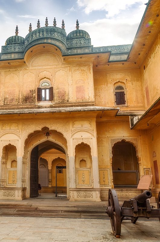 nahargarh-fort