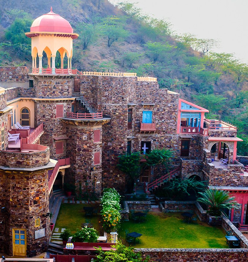 neemrana-baori