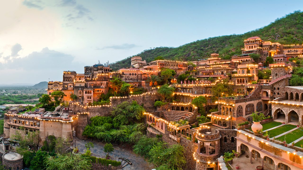 neemrana-fort-alwar-rajasthan-1-city-hero