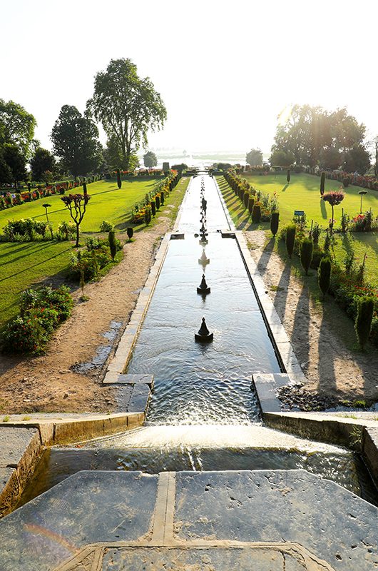 nishat-bagh-srinagar-jammu---kashmir-1-attr-nearby