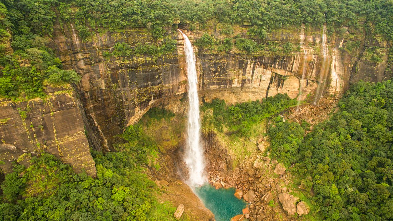 noh-ka-likai-falls-cherrapunjee-meghalaya-1-musthead-hero