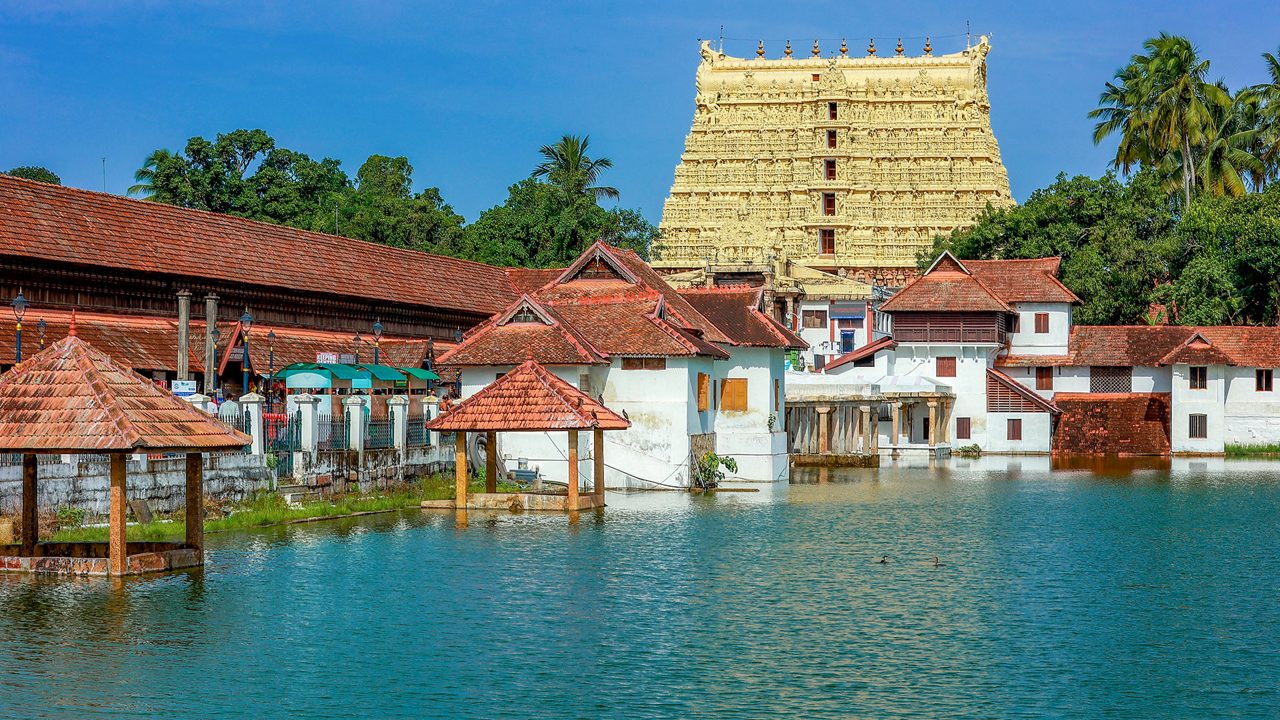 padmanabhaswamy-temple-thiruvananthapuram-kerala