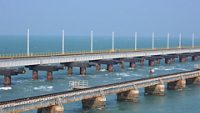 Pam ban Bridge, new and old railway bridge connecting the town of Mandapam in mainland India with Rameshwaram on Pamban island