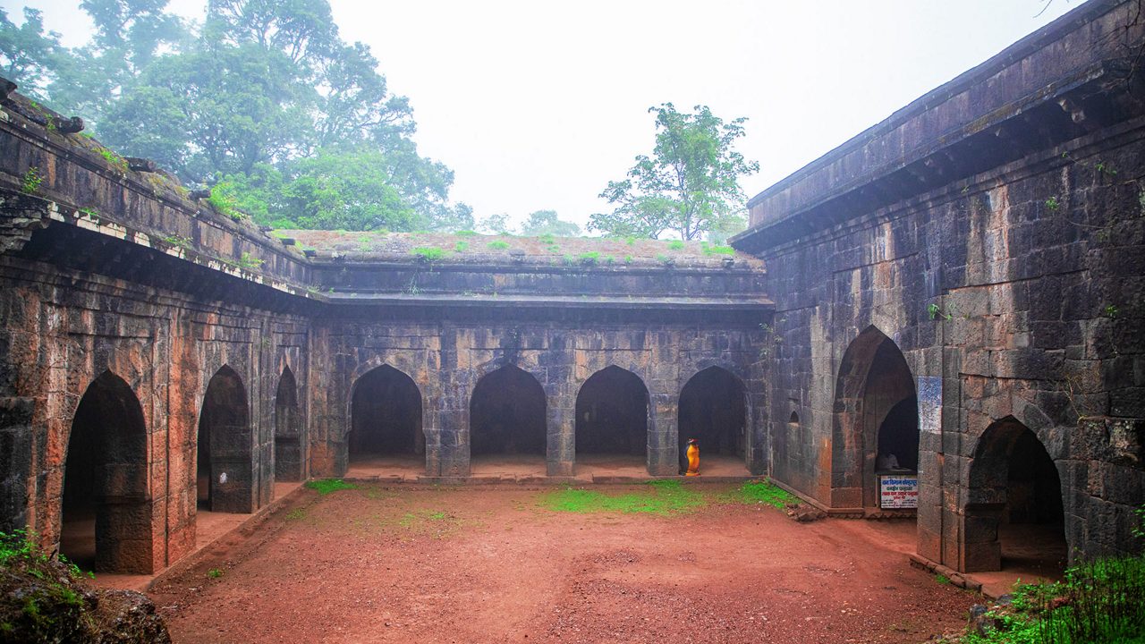 panhala-fort-kolhapur-maharashtra-4-attr-hero