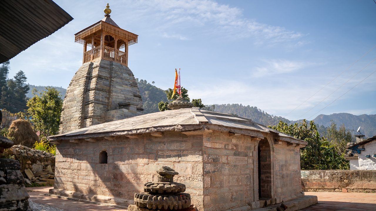 patal-bhuvaneshwar-cave-temple-pithoragarh-uttarakhand-1-attr-hero