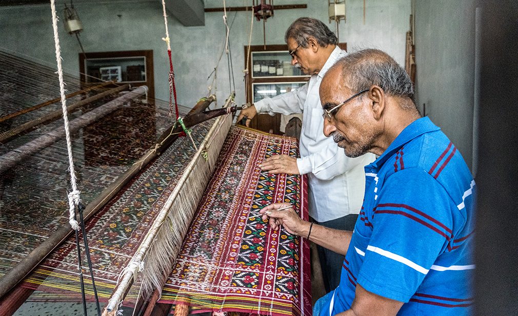 patan-patola-patan-gujarat-1-craft-body