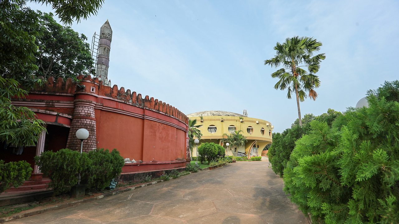 pathani-samanta-planetarium-bhubaneshwar-odisha-3-attr-hero