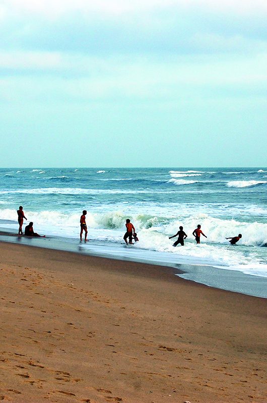 pingleshwar-beach-kutch-gujarat-1-attr-nearby