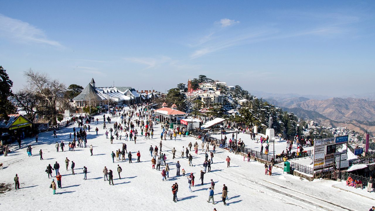 FD0PY7 Shimla in winter, Himachal Pradesh, India