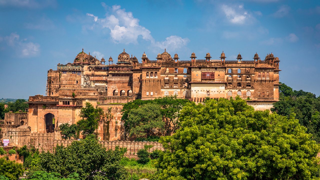 raja-mahal-orchha-madhya pradesh-hero