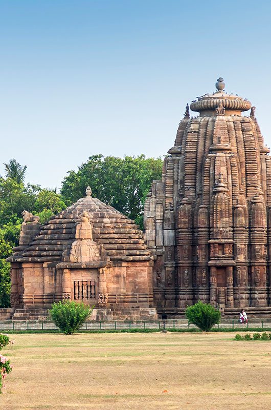 rajarani-temple-bhubaneshwar-odisha-1-attr-nearby