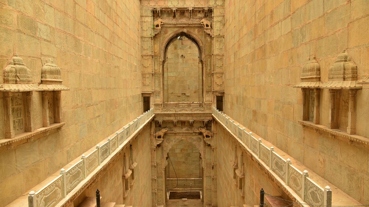 rani-ji-ki-baori-bundi-rajasthan-2-attr-hero