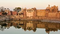 3-ratan-singh-palace-pic-chittorgarh-rajasthan-attr-hero