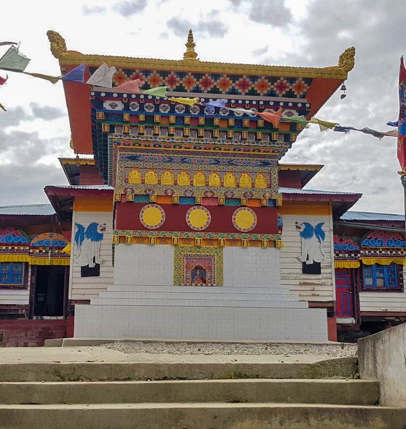 samten-yongcha-monastery-mechuka-arunachal-pradesh-city-body