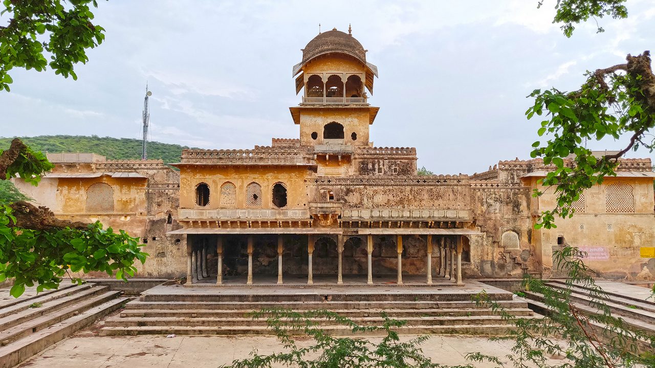 shikar-bu