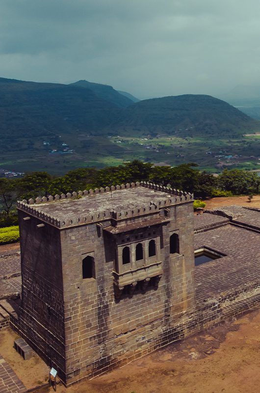 shivneri-fort-pune-maharashtra-1-attr-nearby