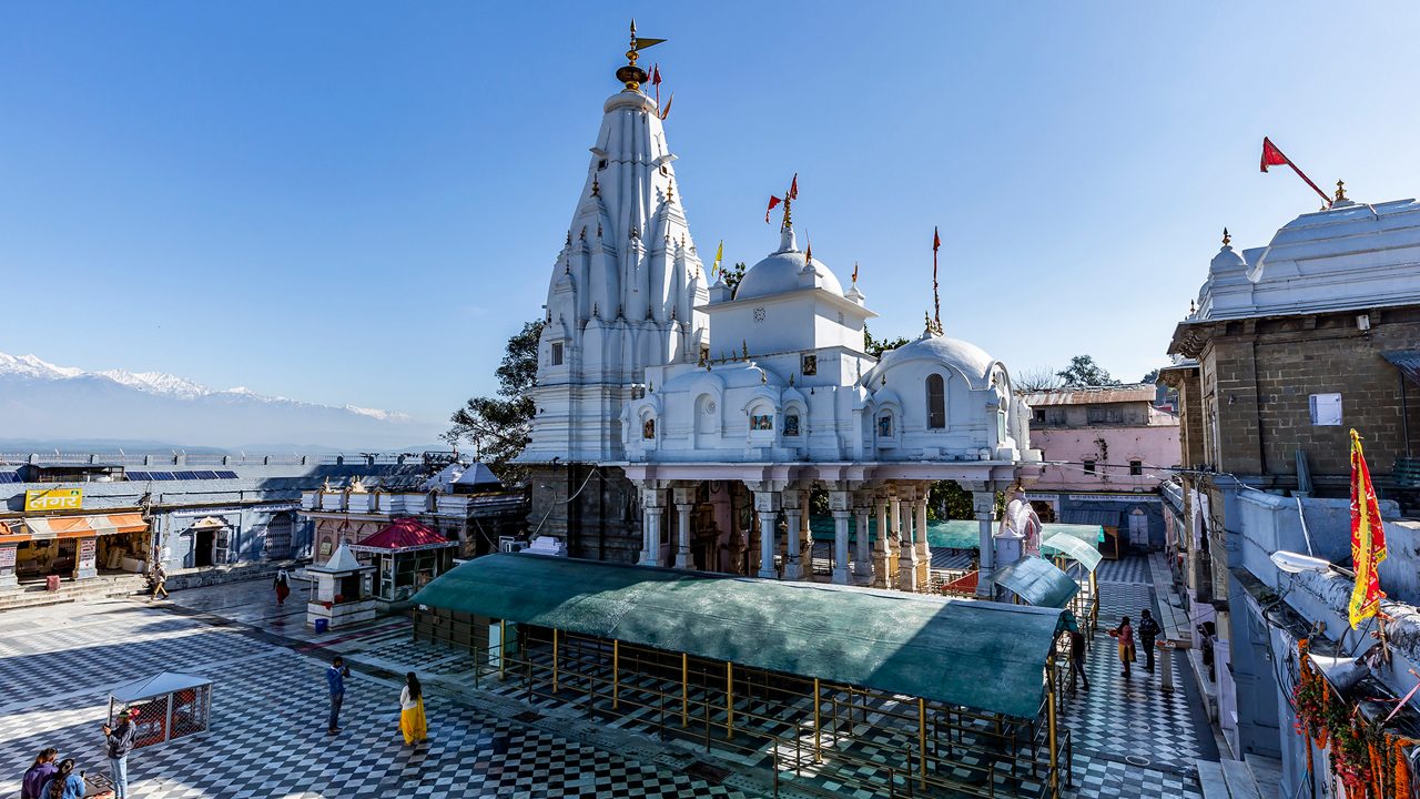 shree-bajreshwari-devi-temple-kangra-himachal-pradesh-2-attr-hero