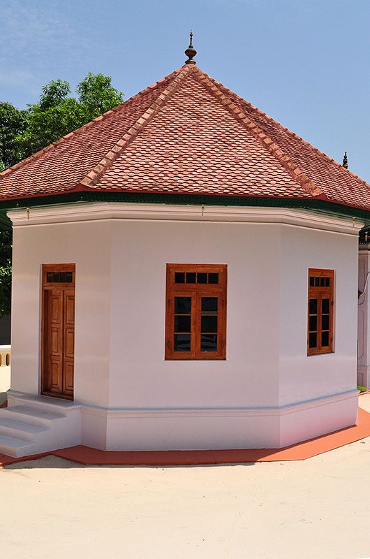 sivagiri-mutt-varkala-kerala-1-attr-nearby