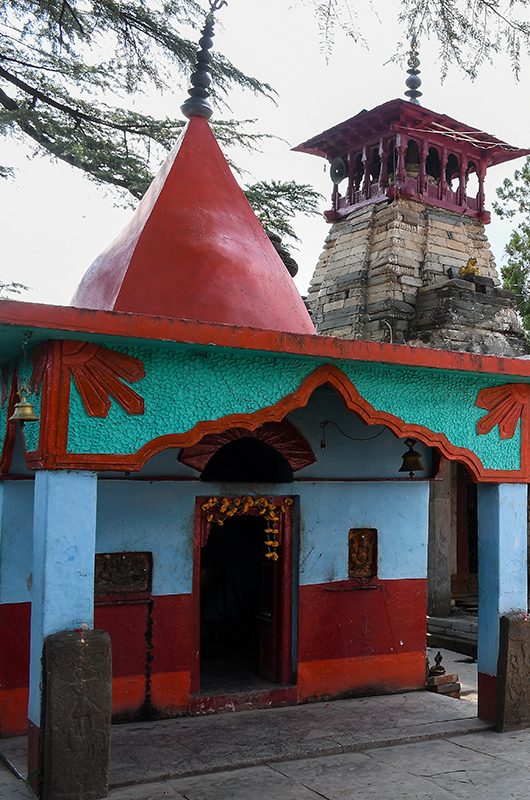 someswar-temple-kausani-uttarakhand-1-attr-nearby