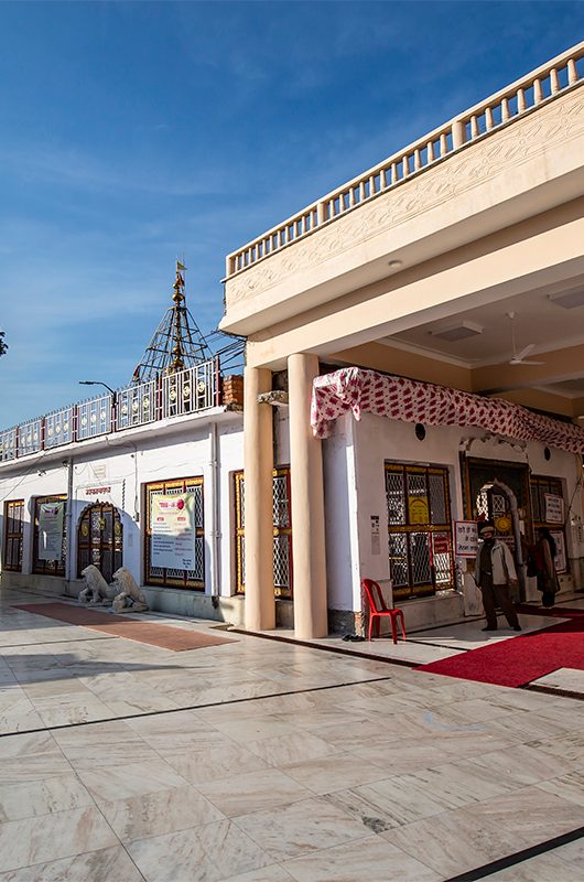 sri-chamunda-devi-temple-kangra-1-attr-nearby