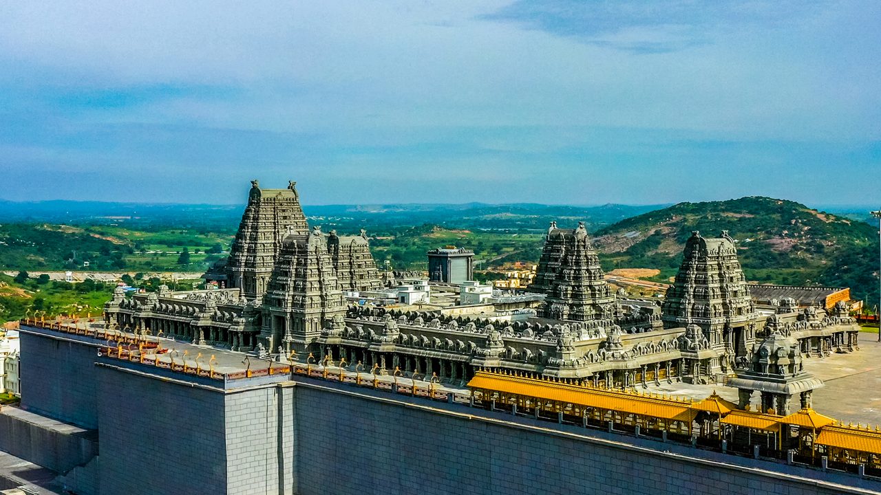 sri-lakshmi-narasimha-swamy-temple-or-yadadri-temple-or-yadagirigutta-temple-bhongir-telangana-2-attr-hero