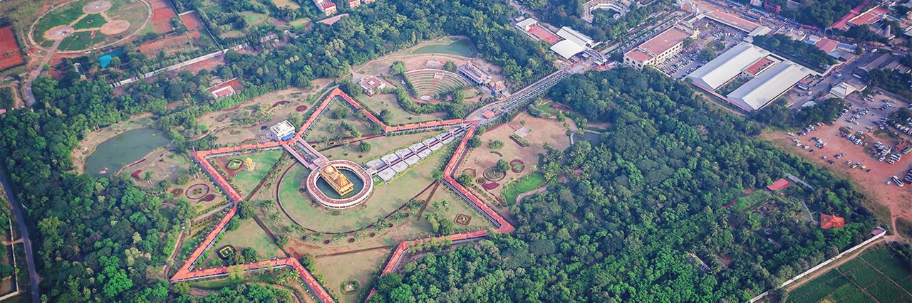 sripuram-golden-temple-vellore-tamil-nadu