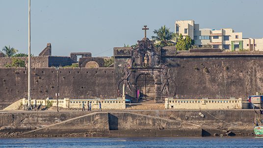 st-jerome-fort-daman-tri-side
