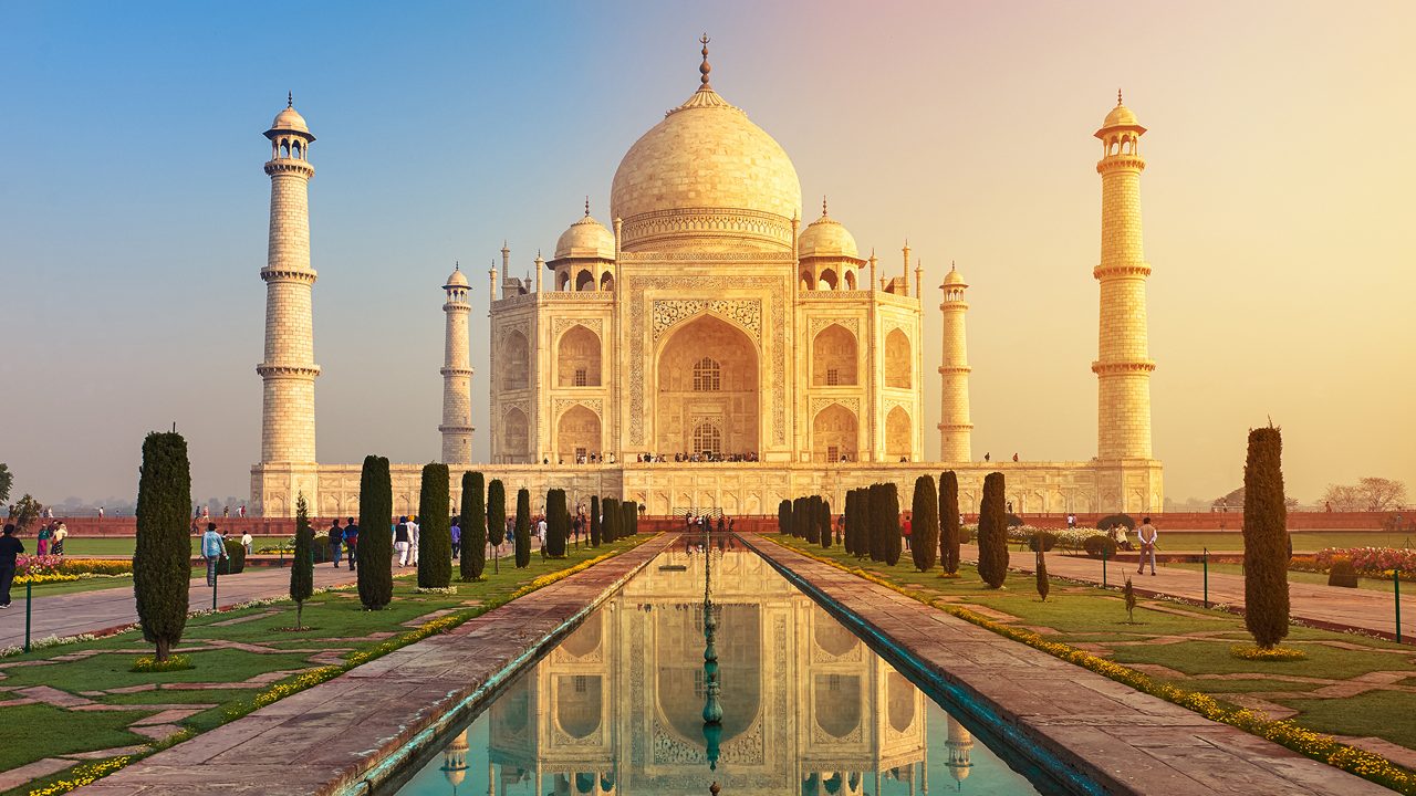 The Taj Mahal is an ivory-white marble mausoleum on the south bank of the Yamuna river in the Indian city of Agra, Uttar Pradesh.