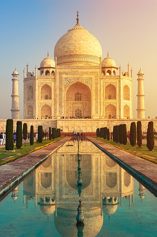 The Taj Mahal is an ivory-white marble mausoleum on the south bank of the Yamuna river in the Indian city of Agra, Uttar Pradesh.