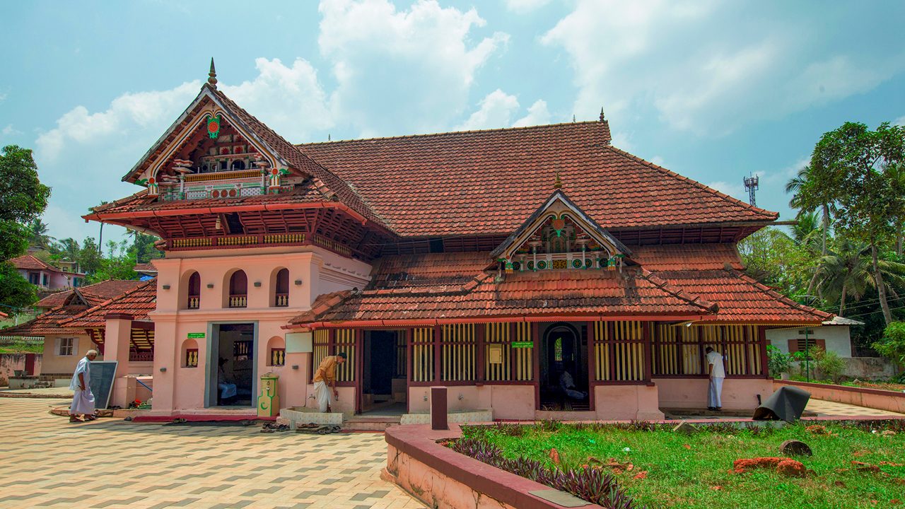 thazhathangady-juma-masjid-kumarakom-kerala-1-new-attr-hero