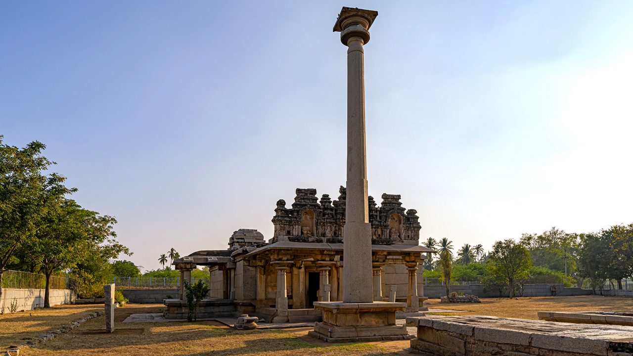 the-ganagitti-temple-hampi-karnataka-2-attr-hero