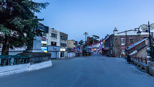 the-mall-road-shimla-himachal-pradesh-trip-right-side
