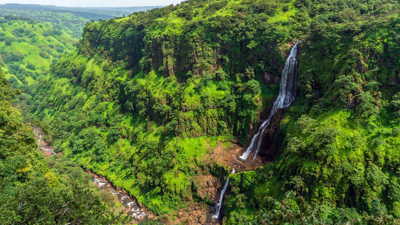 thoseghar-waterfalls-satara-maharashtra-1-attr-hero