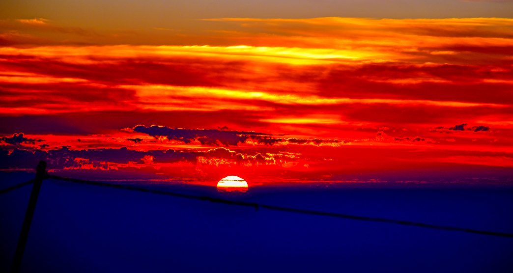 Sunrise in tiger hill Darjeeling, India.