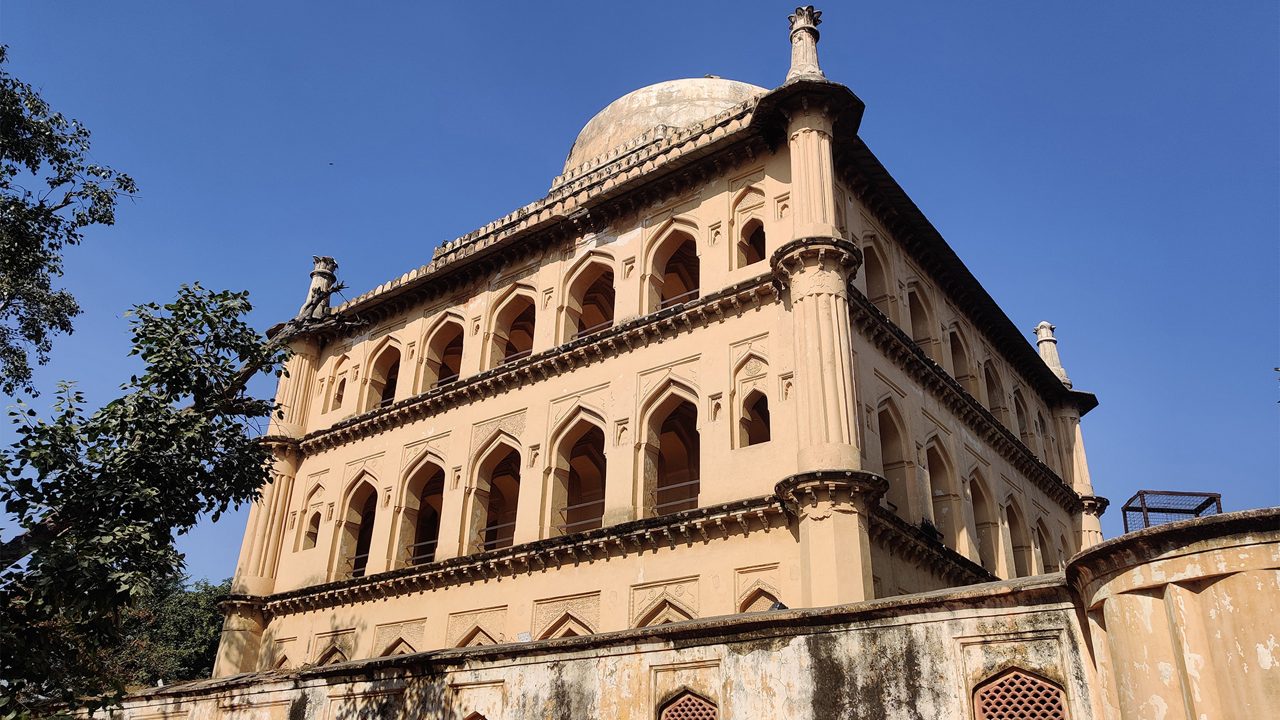 tomb-of-fateh