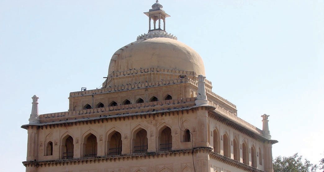 tomb-of-fateh-jung-alwar-rajasthan-3-attr-about