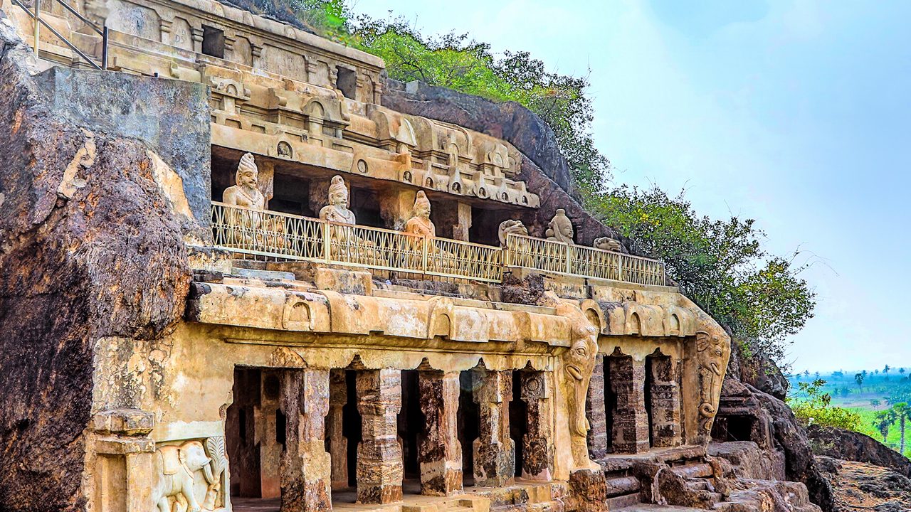 unavalli-caves-amaravati-andhra-pradesh-city-6-hero