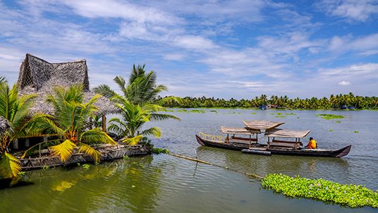 vembanad-lake-kumarakom-kerala-trip-right-side