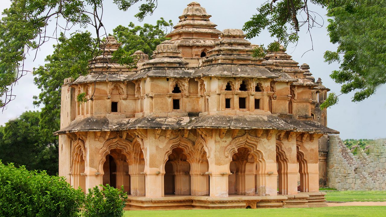 achyutaraya-temple-hampi-karnataka-city-hero