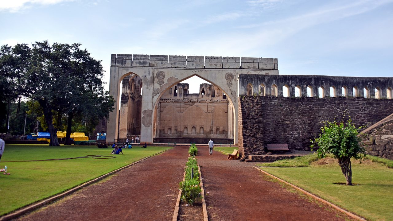 Gagan Mahal Palace in Bijapur , Karnataka, India