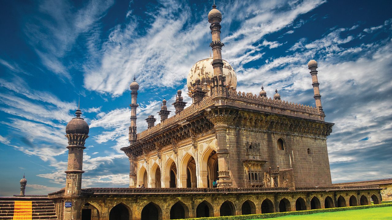 Ibrahim Rouza in Bijapur, Karnataka, India, Asia 