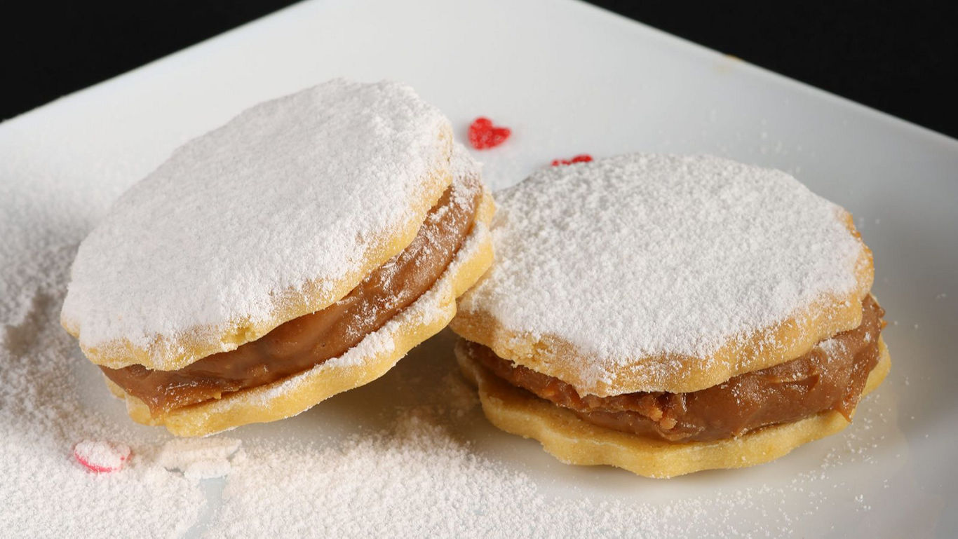 Linzer Cookies