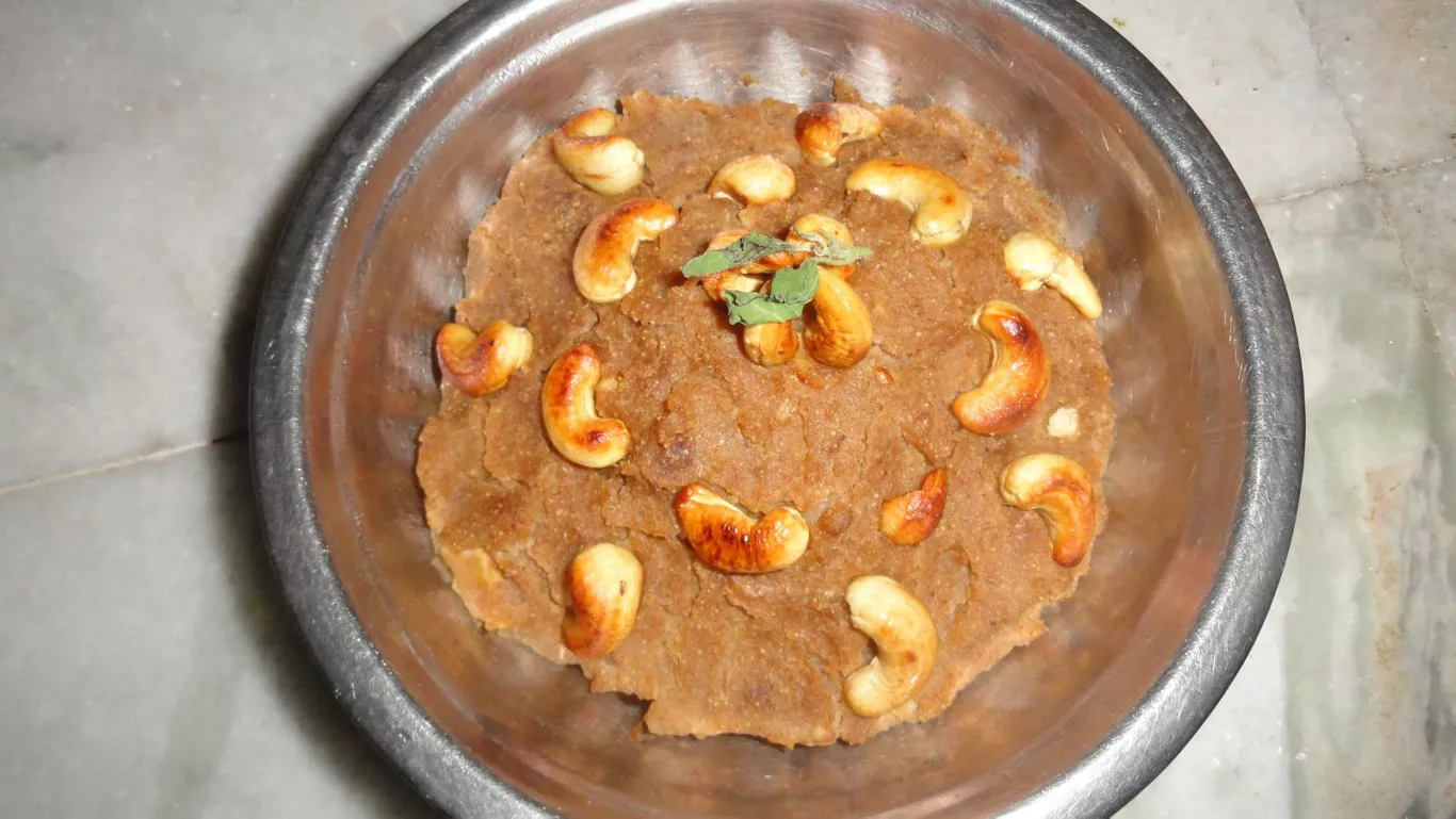 Navratri Special Suji Halwa Recipe: Quick And Delicious Prasad