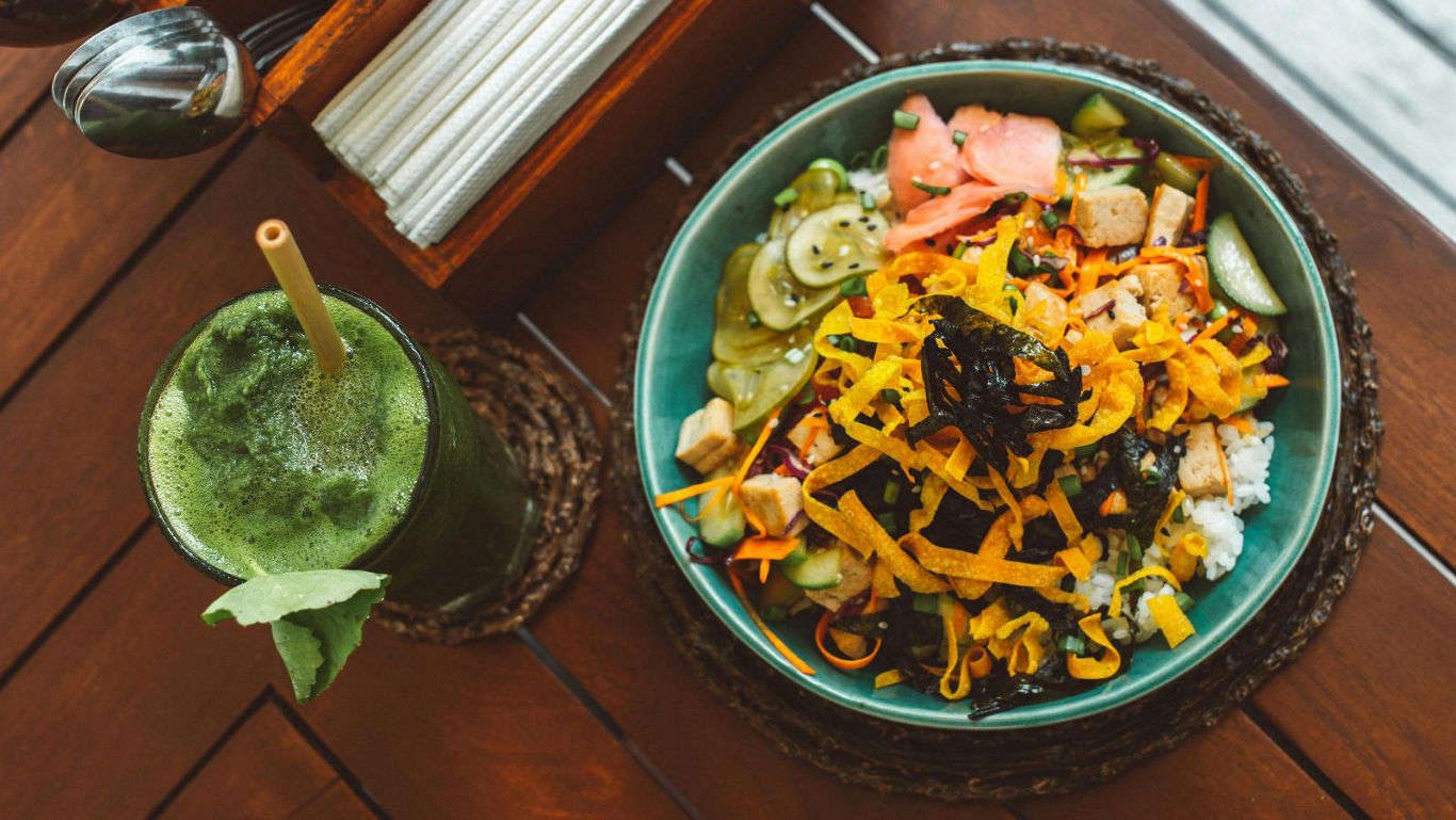 Wellness Rituals For The Summer: How To Manage Holistic Nutrition With Simple Practices