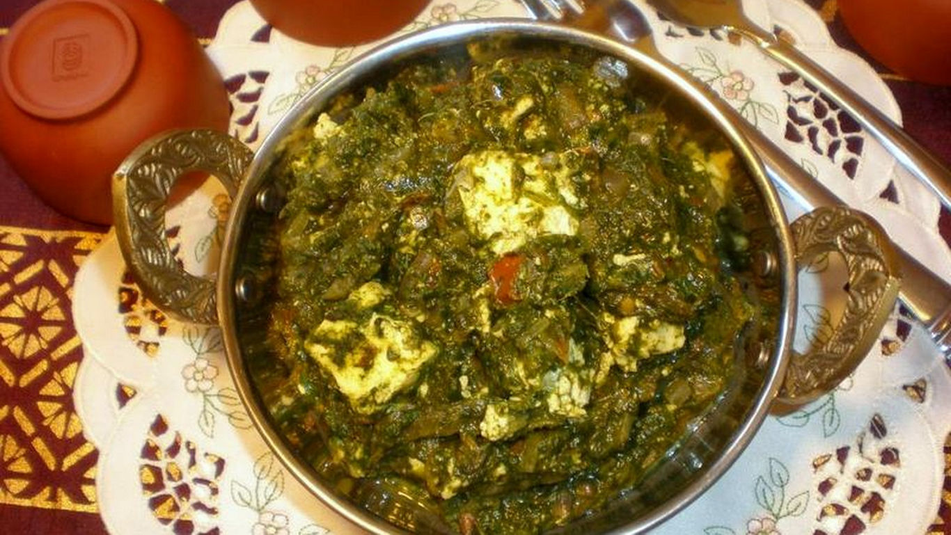 sarson-infused palak