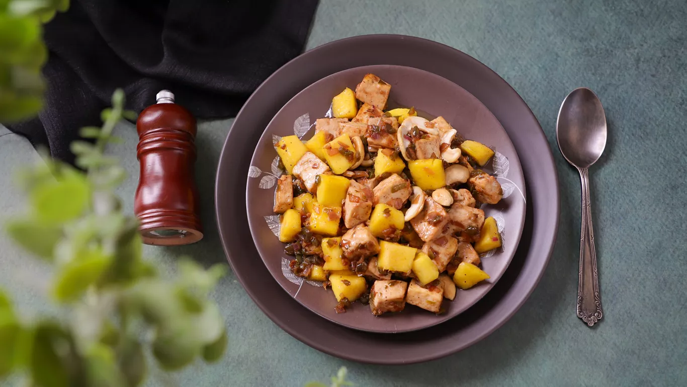 Mango Tofu Stir Fry Recipe | FoodiesOnly