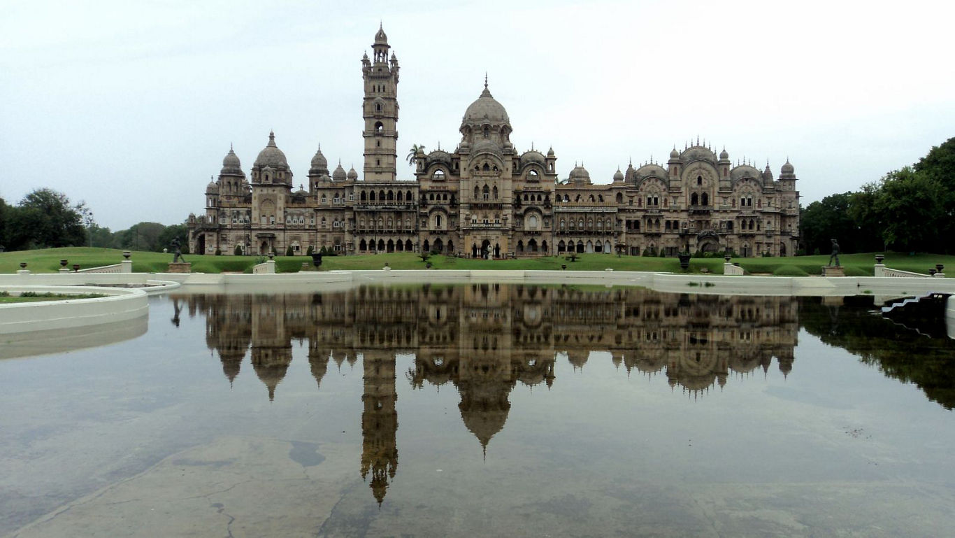 Historic Palace Reflected in Still Water Pool