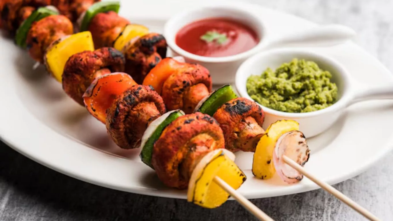 Spicy Tandoori Mushroom Tikka Recipe - FoodiesOnly