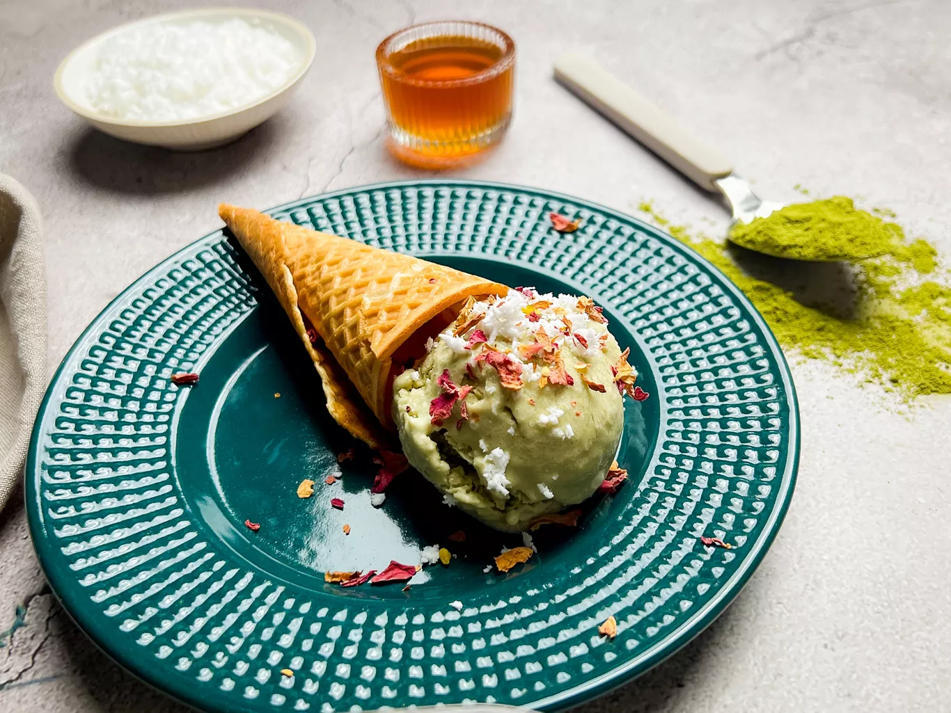 Creamy Moringa Honey Coconut Ice Cream: Homemade Delight | FoodiesOnly