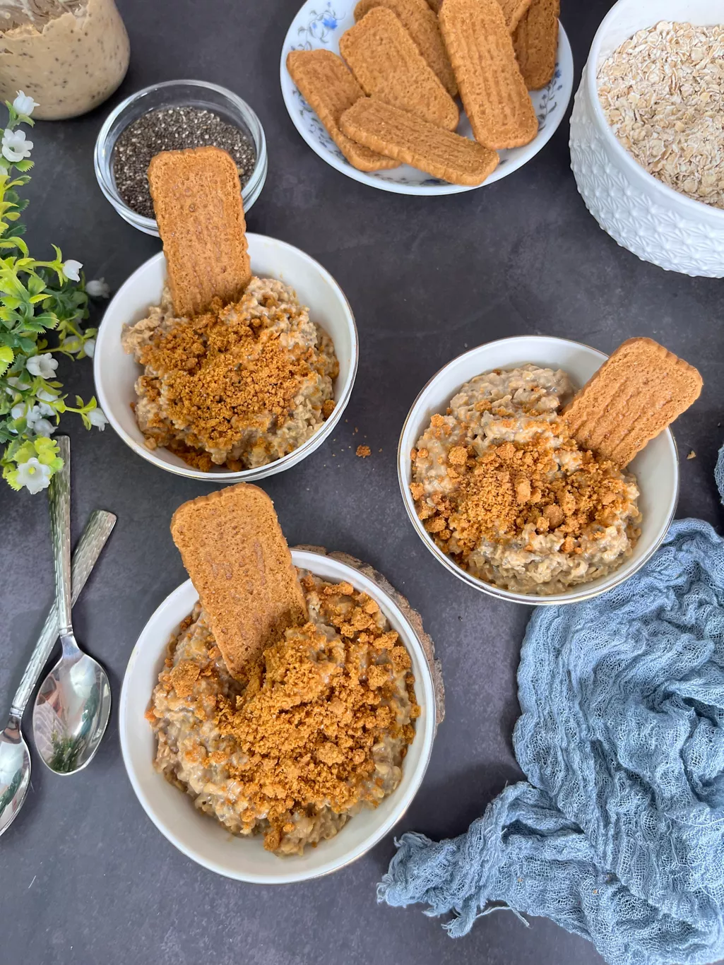 Vegan Overnight Oats: How to make vegan biscoff oats | Foodies Only